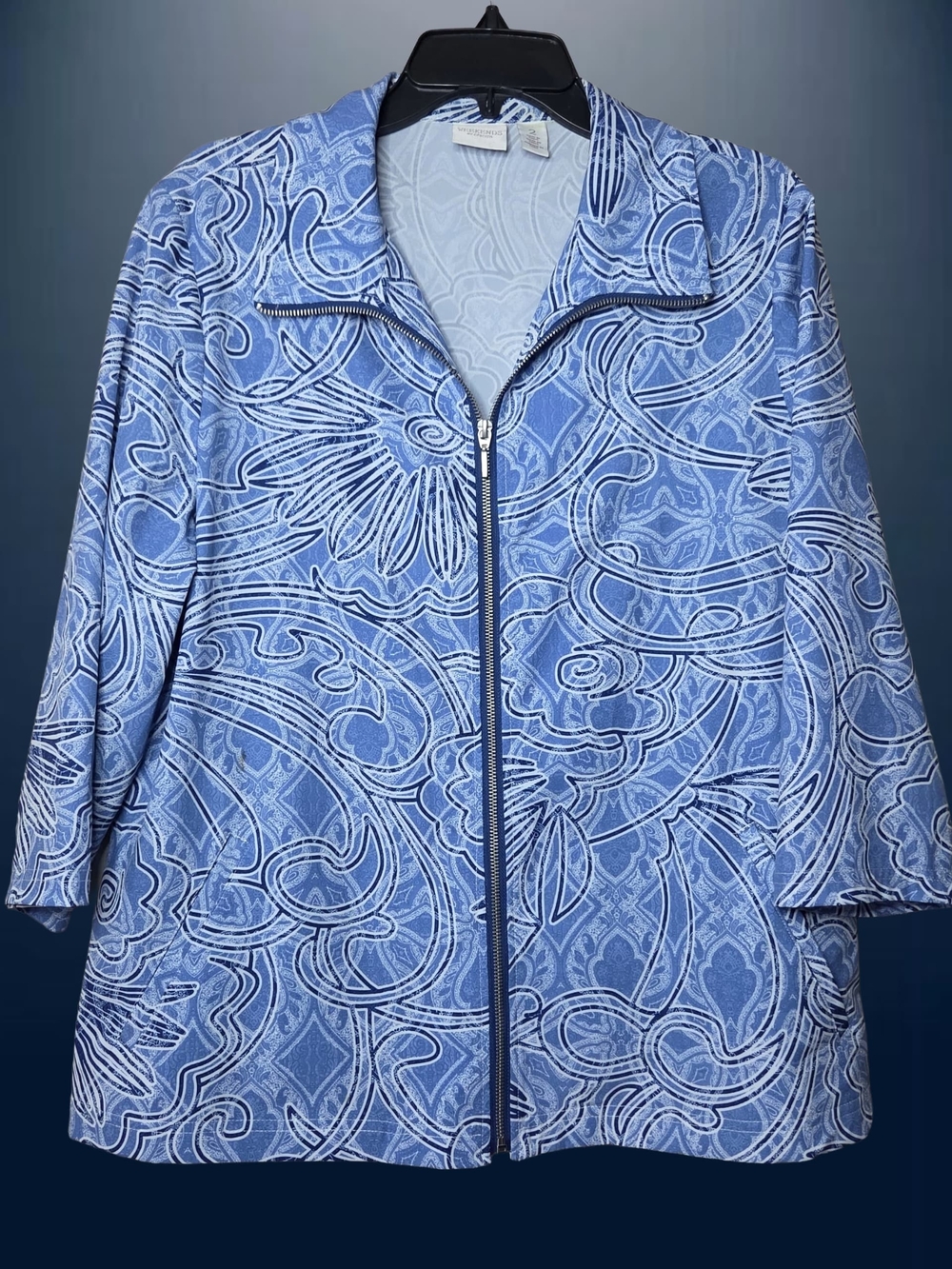 Weekends by Chico’s Blue and white Abstract Pattern Full-Zip 3/4 Sleeve Jacket